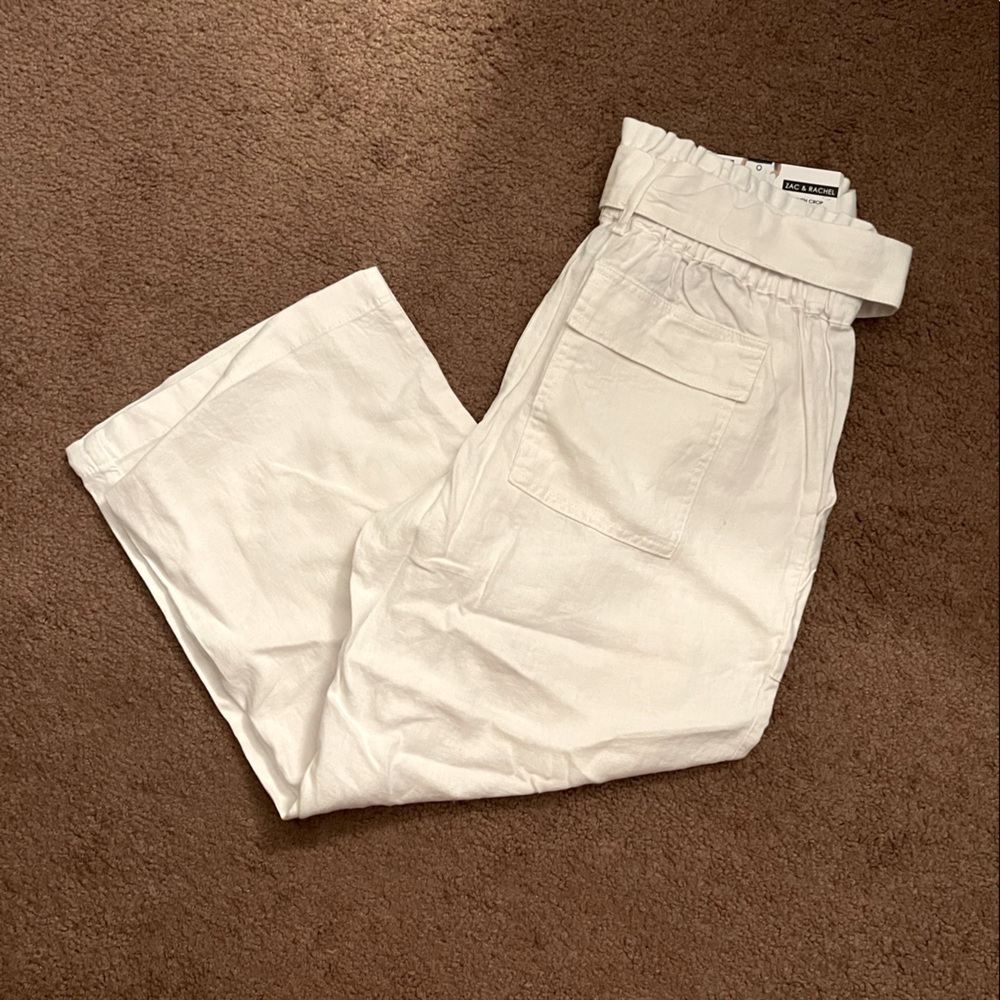 Zac & Rachel- Linen Capri Pants​​​​​​​​​​​